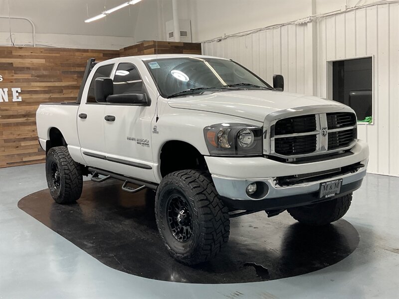 2006 Dodge Ram 2500 SLT 4X4 5.9L CUMMINS DIESEL LIFTED  / LOW MILES / RUST FREE - Photo 2 - Gladstone, OR 97027