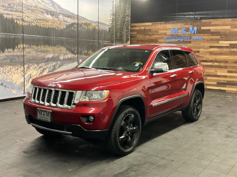 2012 Jeep Grand Cherokee Overland Sport Utility 4X4 / 5.7L V8 HEMI/ LOADED  Navigation & Backup Camera / Leather & Heated Seats / Sunroof / BRAND NEW TIRES - Photo 25 - Gladstone, OR 97027