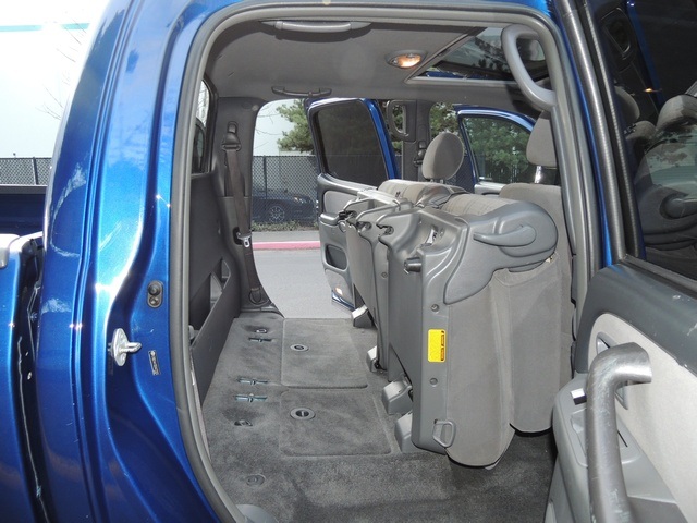 2005 Toyota Tundra SR5 DOUBLE CAB / 4X4 / Moon Roof / 1-Owner   - Photo 24 - Portland, OR 97217