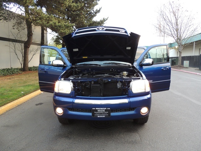 2005 Toyota Tundra SR5 DOUBLE CAB / 4X4 / Moon Roof / 1-Owner   - Photo 15 - Portland, OR 97217