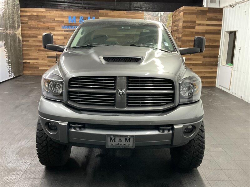 2006 Dodge Ram 2500 Sport Edition Quad Cab 4X4 / 5.7L HEMI / LIFTED  37 " MUD TIRES & 20 " WHEELS / LIFTED / LEATHER SEATS / SPORT EDITION / LOCAL TRUCK / RUST FREE - Photo 5 - Gladstone, OR 97027