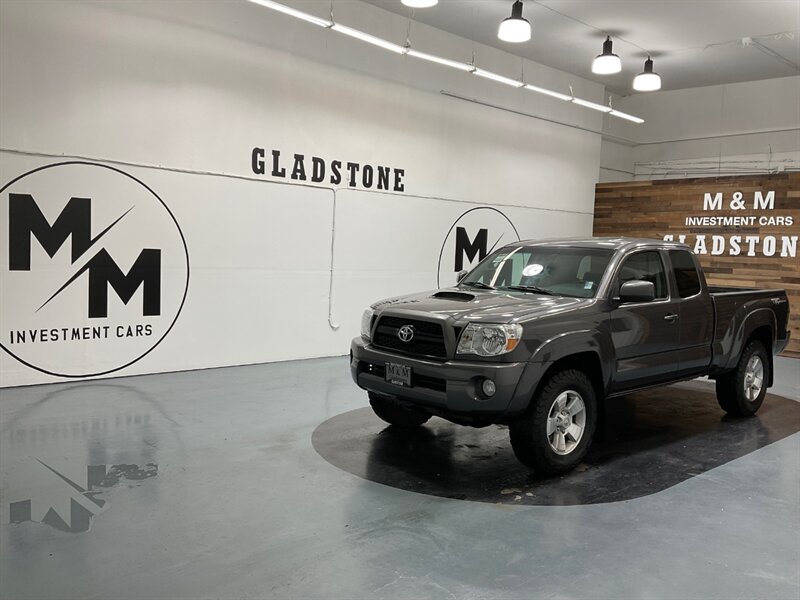 2011 Toyota Tacoma V6 TRD SPORT 4X4 / 1-OWNER LOCAL / Long Bed  / ZERO RUST - Photo 25 - Gladstone, OR 97027