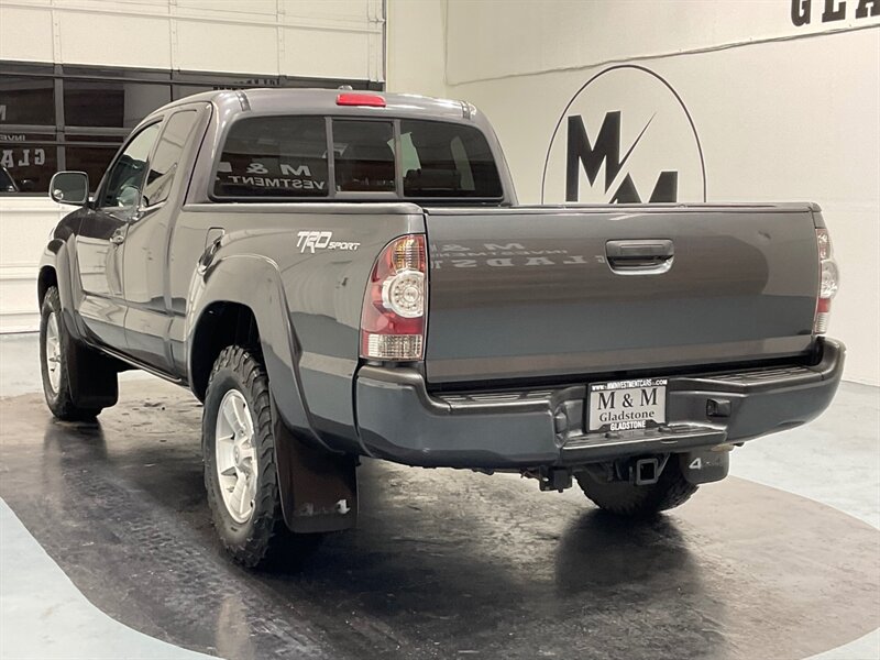 2011 Toyota Tacoma V6 TRD SPORT 4X4 / 1-OWNER LOCAL / Long Bed  / ZERO RUST - Photo 10 - Gladstone, OR 97027