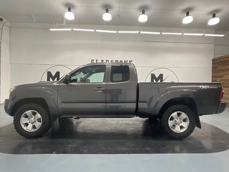 2011 Toyota Tacoma V6 TRD SPORT 4X4 / 1-OWNER LOCAL / Long Bed  / ZERO RUST - Photo 3 - Gladstone, OR 97027