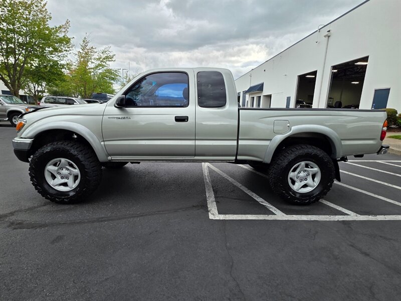 2002 Toyota Tacoma 4X4 / 5-SPEED MANUAL / 4-CYL 2.7 L / LIFTED XTRA CAB / NEW TIRES / 162K MILES - Photo 3 - Portland, OR 97217