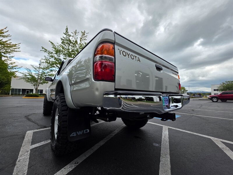 2002 Toyota Tacoma 4X4 / 5-SPEED MANUAL / 4-CYL 2.7 L / LIFTED XTRA CAB / NEW TIRES / 162K MILES - Photo 11 - Portland, OR 97217