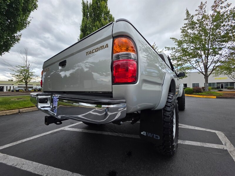 2002 Toyota Tacoma 4X4 / 5-SPEED MANUAL / 4-CYL 2.7 L / LIFTED XTRA CAB / NEW TIRES / 162K MILES - Photo 12 - Portland, OR 97217