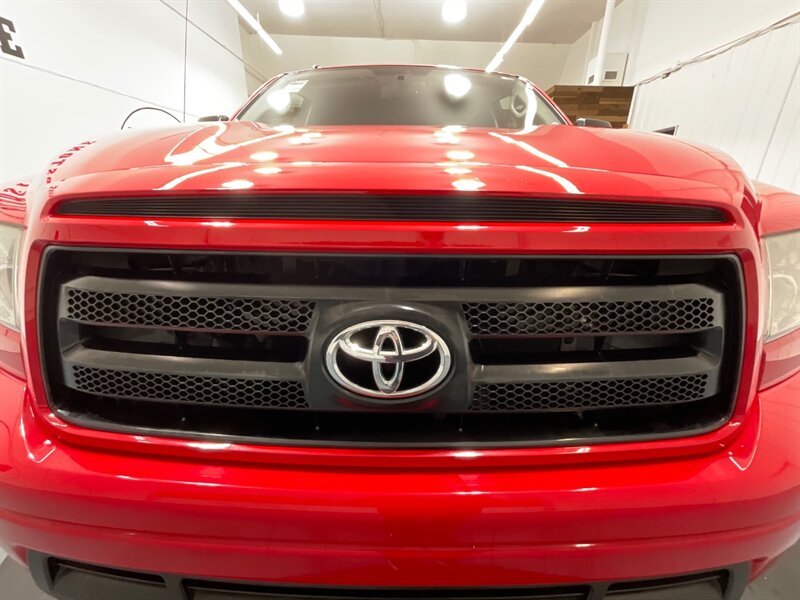 2013 Toyota Tundra Grade TRD OFF RD 4X4 / TRD WHEELS & NEW TIRES  / LOCAL NO RUST - Photo 30 - Gladstone, OR 97027