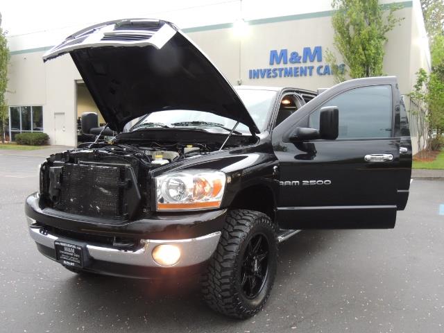 2006 Dodge Ram 2500 Mega Cab / 4X4 / HIGH OUTPUT 5.9 L CUMMINS DIESEL   - Photo 13 - Portland, OR 97217