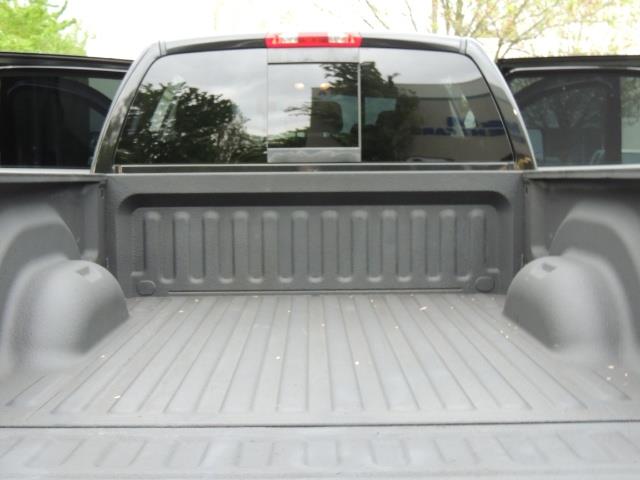 2006 Dodge Ram 2500 Mega Cab / 4X4 / HIGH OUTPUT 5.9 L CUMMINS DIESEL   - Photo 35 - Portland, OR 97217