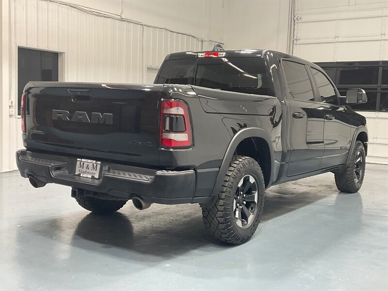 2019 RAM 1500 Rebel Crew Cab 4X4 / 5.7L V8/ Panoramic Roof  / 1-OWNER LOCAL - Photo 8 - Gladstone, OR 97027