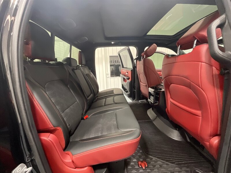 2019 RAM 1500 Rebel Crew Cab 4X4 / 5.7L V8/ Panoramic Roof  / 1-OWNER LOCAL - Photo 42 - Gladstone, OR 97027