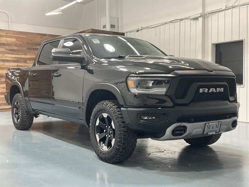 2019 RAM 1500 Rebel Crew Cab 4X4 / 5.7L V8/ Panoramic Roof  / 1-OWNER LOCAL - Photo 60 - Gladstone, OR 97027