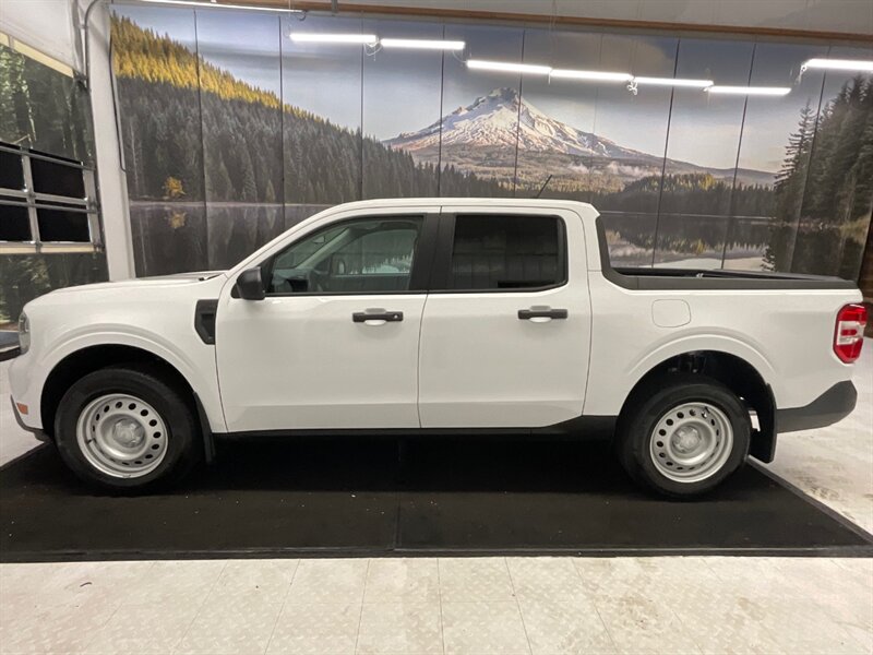 2022 Ford Maverick XL Super Crew Pickup/ 2.5L 4Cyl HYBRID /2,900 MILE  / LIKE NEW CONDITION / Towing Package & Backup Camera / Spray in bed liner - Photo 3 - Gladstone, OR 97027