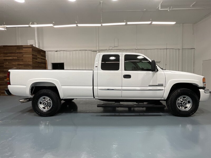 2007 GMC Sierra 2500 Classic SLT 4dr Extended Cab 6.6L DIESEL 104K MILE / LBZ MOTOR / LONG BED / LEATHER/ ZERO RUST - Photo 4 - Gladstone, OR 97027