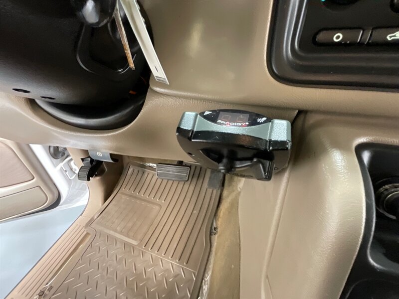 2007 GMC Sierra 2500 Classic SLT 4dr Extended Cab 6.6L DIESEL 104K MILE / LBZ MOTOR / LONG BED / LEATHER/ ZERO RUST - Photo 18 - Gladstone, OR 97027