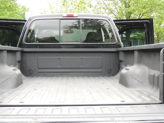 2005 Ford F-350 SuperDuty Lariat Crew Cab / 4X4 / LongBed / DIESEL   - Photo 34 - Portland, OR 97217