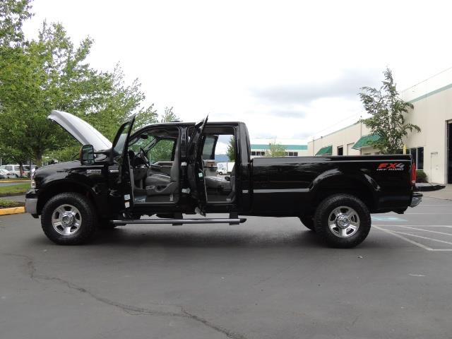 2005 Ford F-350 SuperDuty Lariat Crew Cab / 4X4 / LongBed / DIESEL   - Photo 12 - Portland, OR 97217