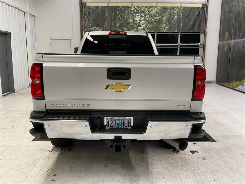 2015 Chevrolet Silverado 3500 LTZ Crew Cab 4X4 / 6.6L DIESEL / 1-OWNER  / Local Oregon Truck / Long bed / Navi & Leather - Photo 6 - Gladstone, OR 97027