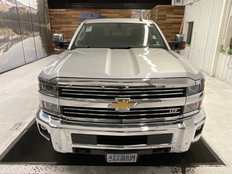 2015 Chevrolet Silverado 3500 LTZ Crew Cab 4X4 / 6.6L DIESEL / 1-OWNER  / Local Oregon Truck / Long bed / Navi & Leather - Photo 5 - Gladstone, OR 97027