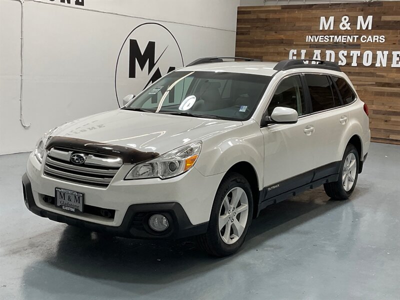 2014 Subaru Outback 2.5i Premium Leather Heated Seats / 5-SPEED MANUAL  / LOCAL CAR - Photo 53 - Gladstone, OR 97027