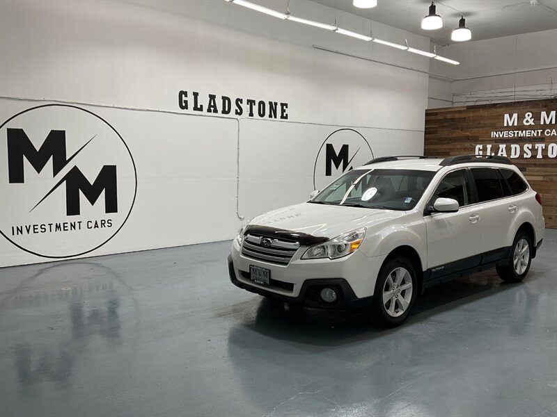 2014 Subaru Outback 2.5i Premium Leather Heated Seats / 5-SPEED MANUAL  / LOCAL CAR - Photo 25 - Gladstone, OR 97027