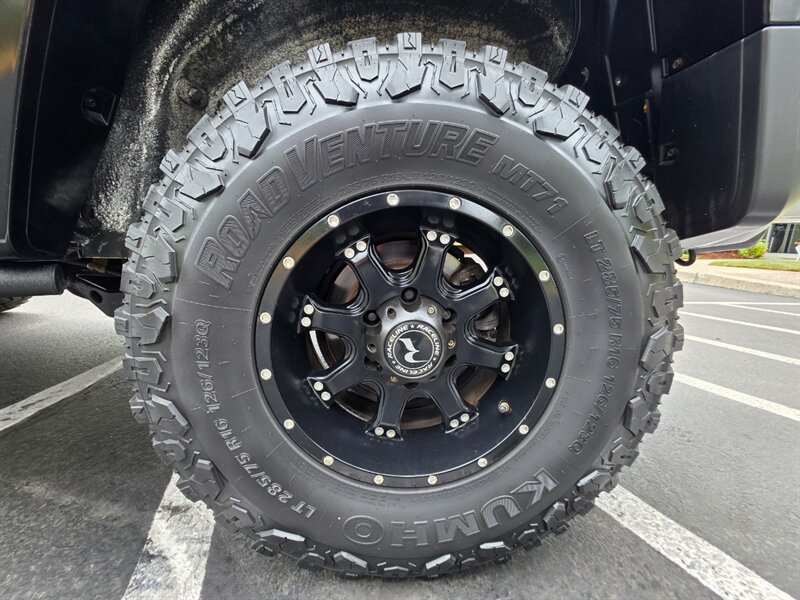 2008 Toyota FJ Cruiser 4X4 V6 / REAR DIFFERENTIAL LOCKER / BLUE-TOOTH / RACELINE WHEELS / NEW TIRES / LIFTED / SERVICE RECORDS / ZERO RUST - Photo 34 - Portland, OR 97217