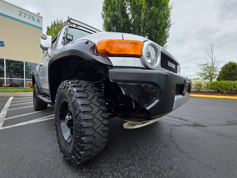2008 Toyota FJ Cruiser 4X4 V6 / REAR DIFFERENTIAL LOCKER / BLUE-TOOTH / RACELINE WHEELS / NEW TIRES / LIFTED / SERVICE RECORDS / ZERO RUST - Photo 9 - Portland, OR 97217