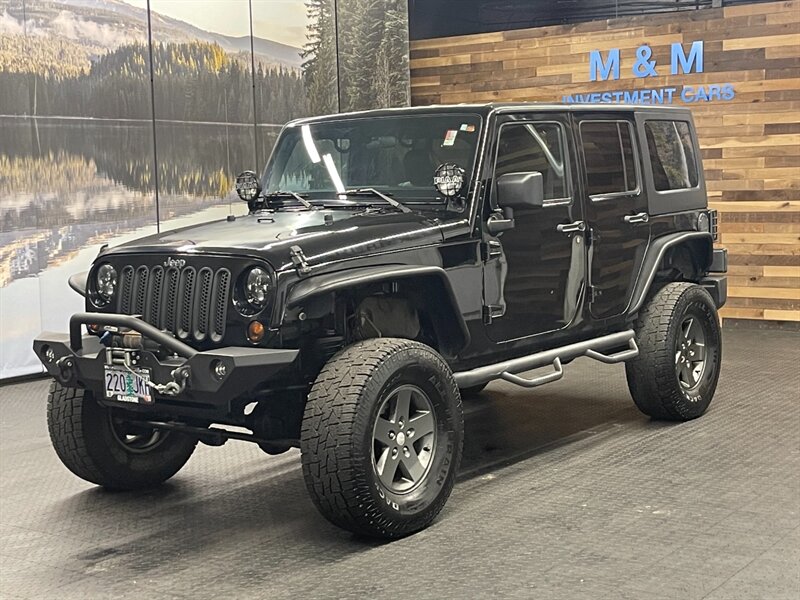 2011 Jeep Wrangler Unlimited Rubicon 4X   - Photo 1 - Gladstone, OR 97027