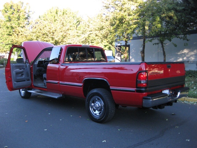 1997 Dodge Ram 2500 LngBd/ 12-VALVE /5.9L CUMMINS DIESEL / 62,436 mile   - Photo 11 - Portland, OR 97217