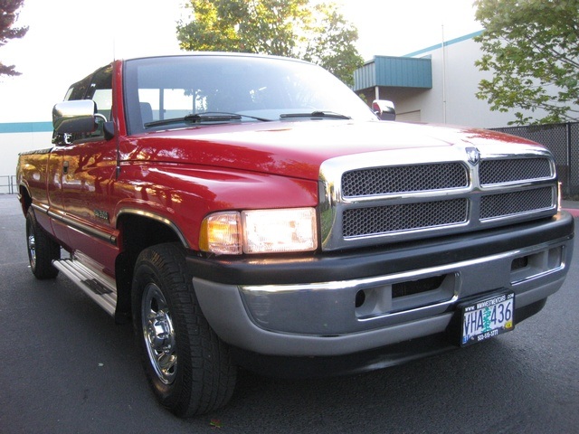 1997 Dodge Ram 2500 LngBd/ 12-VALVE /5.9L CUMMINS DIESEL / 62,436 mile   - Photo 43 - Portland, OR 97217