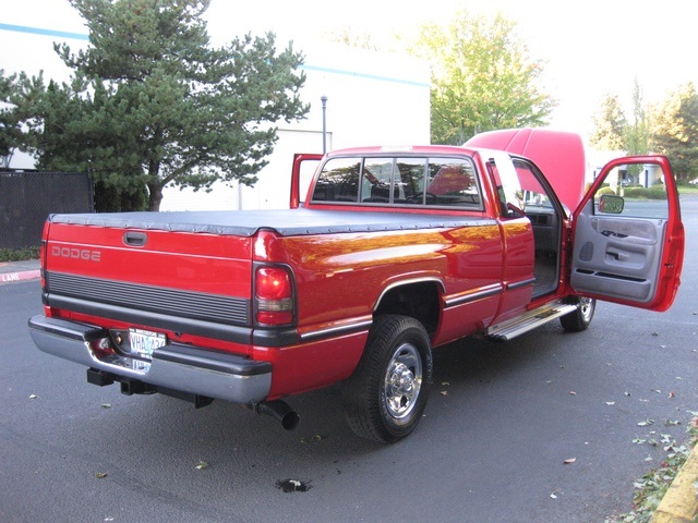 1997 Dodge Ram 2500 LngBd/ 12-VALVE /5.9L CUMMINS DIESEL / 62,436 mile   - Photo 13 - Portland, OR 97217