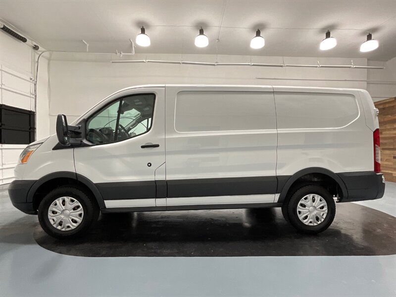 2015 Ford Transit CARGO VAN 250 / 3.5L V6 ECOBOOST / 1-OWNER  / Backup Camera / LOW ROOF - Photo 3 - Gladstone, OR 97027