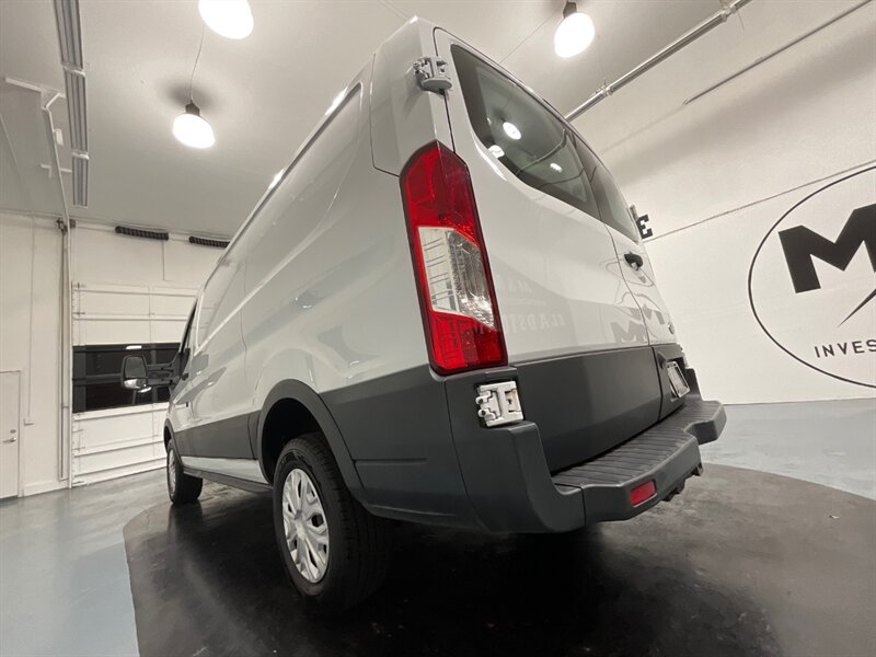 2015 Ford Transit CARGO VAN 250 / 3.5L V6 ECOBOOST / 1-OWNER  / Backup Camera / LOW ROOF - Photo 34 - Gladstone, OR 97027