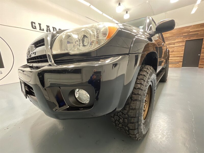 2006 Toyota 4Runner SR5 4X4 V6 / NEW LIFT + NEW WHEELS + NEW TIRES / ZERO RUST / Central Diff Locks / Sunroof - Photo 49 - Gladstone, OR 97027