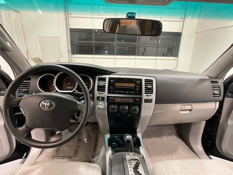 2006 Toyota 4Runner SR5 4X4 V6 / NEW LIFT + NEW WHEELS + NEW TIRES / ZERO RUST / Central Diff Locks / Sunroof - Photo 38 - Gladstone, OR 97027