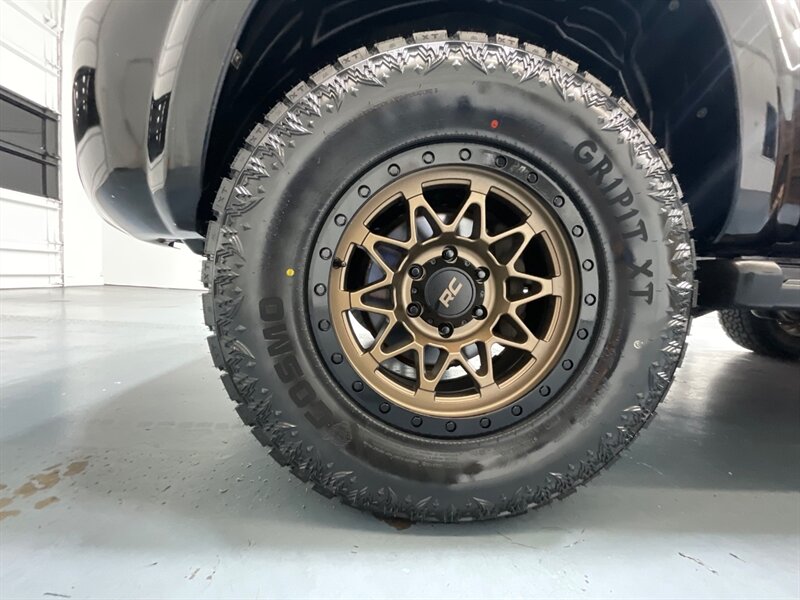 2006 Toyota 4Runner SR5 4X4 V6 / NEW LIFT + NEW WHEELS + NEW TIRES / ZERO RUST / Central Diff Locks / Sunroof - Photo 23 - Gladstone, OR 97027