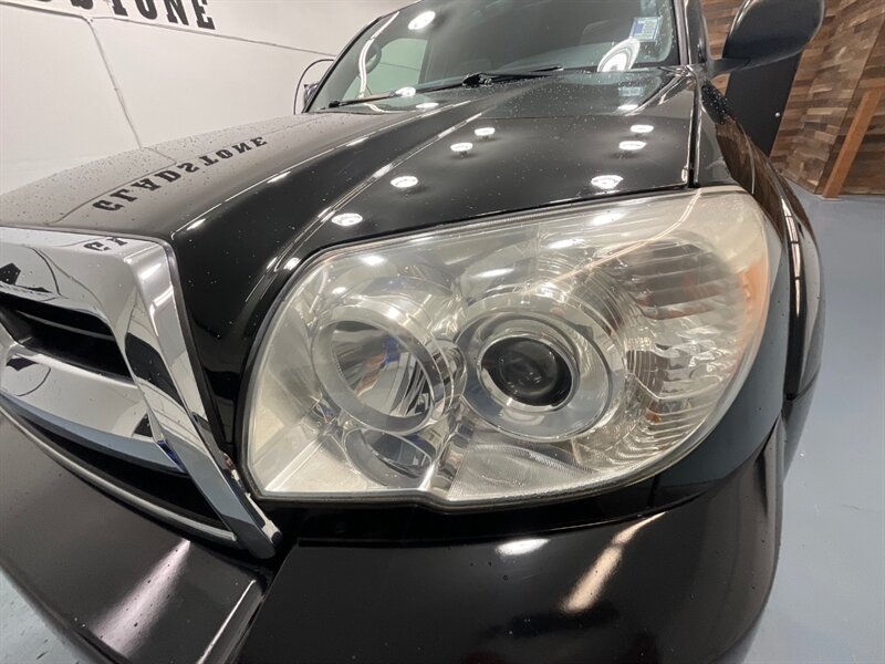 2006 Toyota 4Runner SR5 4X4 V6 / NEW LIFT + NEW WHEELS + NEW TIRES / ZERO RUST / Central Diff Locks / Sunroof - Photo 26 - Gladstone, OR 97027