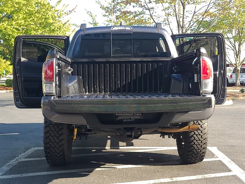 2020 Toyota Tacoma TRD Off-Road 4X4 E-LOCKER / CRAWL CONTROL / LIFTED  / V6 / BLIND SPOT & LANE ASSIST / REAR DIFF LOCKER - Photo 37 - Portland, OR 97217