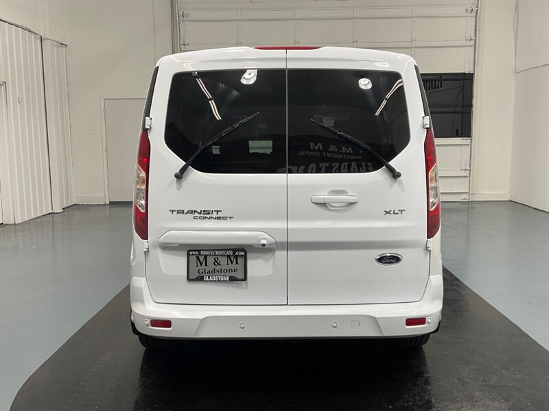 2014 Ford Transit Connect XLT Passenger Van / 1-OWNER / ONLY 45,000 MILES  / BRAND NEW TIRES - Photo 7 - Gladstone, OR 97027