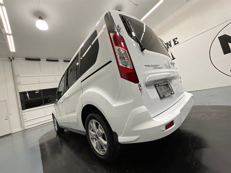 2014 Ford Transit Connect XLT Passenger Van / 1-OWNER / ONLY 45,000 MILES  / BRAND NEW TIRES - Photo 36 - Gladstone, OR 97027