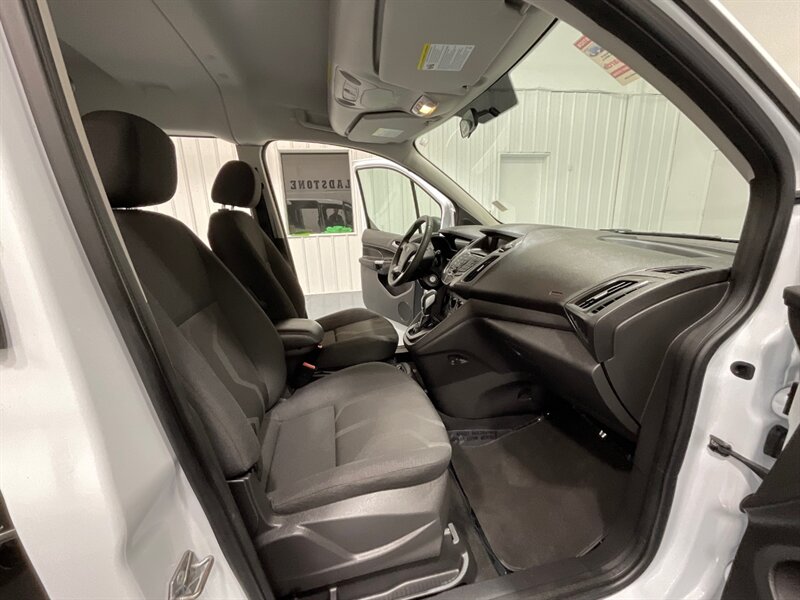 2014 Ford Transit Connect XLT Passenger Van / 1-OWNER / ONLY 45,000 MILES  / BRAND NEW TIRES - Photo 14 - Gladstone, OR 97027