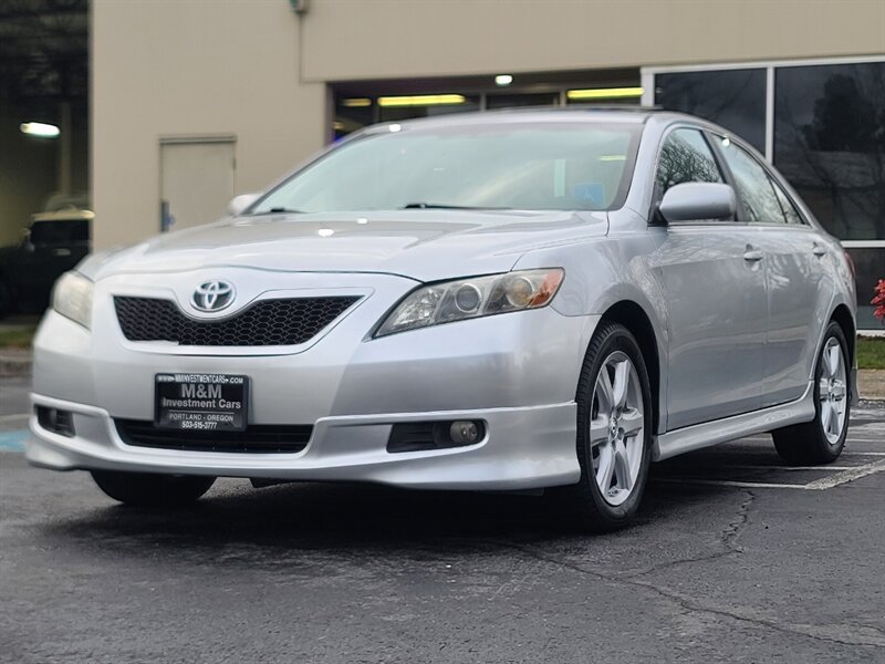 2007 Toyota Camry SE V6 3.5L / Sunroof / Heated Leather / 1-OWNER  / Excellent Condition - Photo 1 - Portland, OR 97217