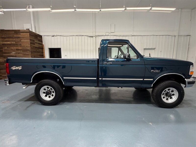 1997 Ford F-250 XLT 4X4 Regular Cab 7.5L V8 / ZERO RUST/114K MILES /LONG BED / BRAND NEW TIRES - Photo 4 - Gladstone, OR 97027
