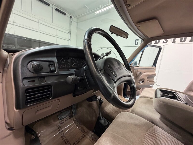 1997 Ford F-250 XLT 4X4 Regular Cab 7.5L V8 / ZERO RUST/114K MILES /LONG BED / BRAND NEW TIRES - Photo 21 - Gladstone, OR 97027