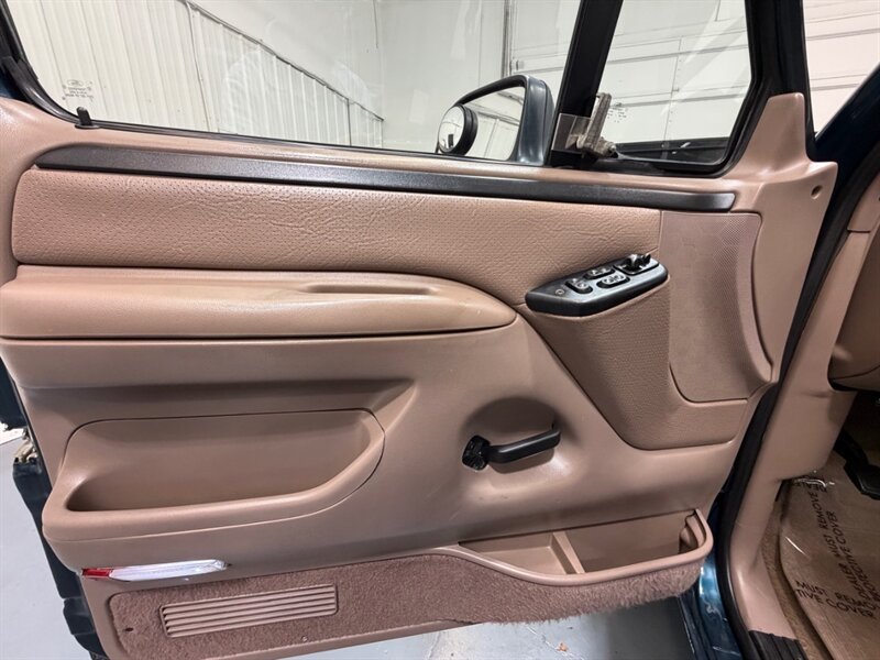 1997 Ford F-250 XLT 4X4 Regular Cab 7.5L V8 / ZERO RUST/114K MILES /LONG BED / BRAND NEW TIRES - Photo 32 - Gladstone, OR 97027