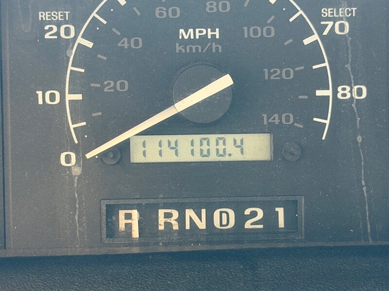 1997 Ford F-250 XLT 4X4 Regular Cab 7.5L V8 / ZERO RUST/114K MILES /LONG BED / BRAND NEW TIRES - Photo 40 - Gladstone, OR 97027