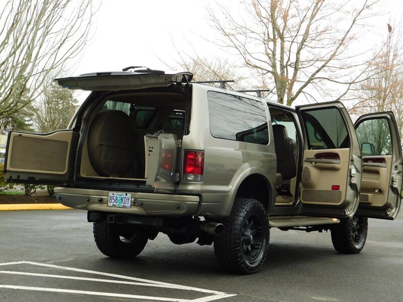 2002 Ford Excursion Limited 4X4 / 7.3L DIESEL / LIFTED LIFTED   - Photo 29 - Portland, OR 97217