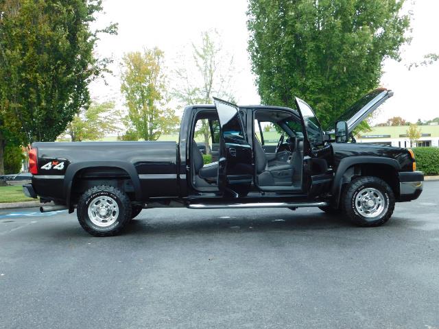 2006 Chevrolet Silverado 2500 LT Crew Cab / 4X4 / 6.6 L DURAMAX DIESEL / ALLISON   - Photo 29 - Portland, OR 97217