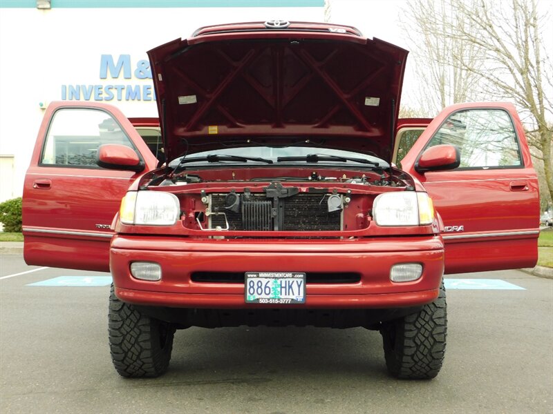 2001 Toyota Tundra Limited 4dr Access Cab 4X4 / TRD / 107,000 MILES   - Photo 29 - Portland, OR 97217